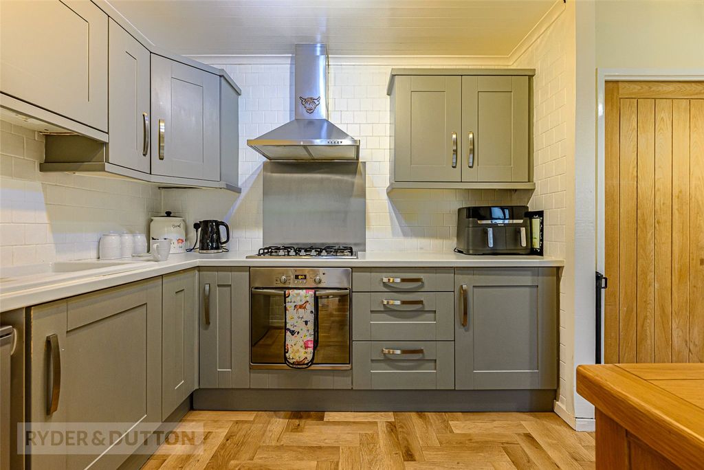 Property photo 3 of 32 Picture No. 43