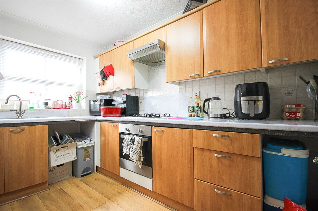 Property photo 2 of 12 Picture No. 02