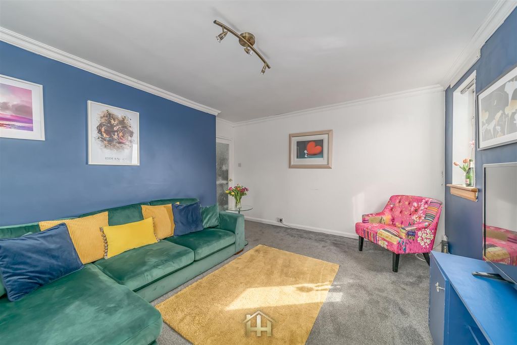 Property photo 3 of 15 33D Douglas Road Dundee Dd4 7Sn 060426 Edit (9 Of