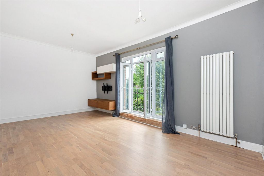 Property photo 2 of 12 Picture No. 09