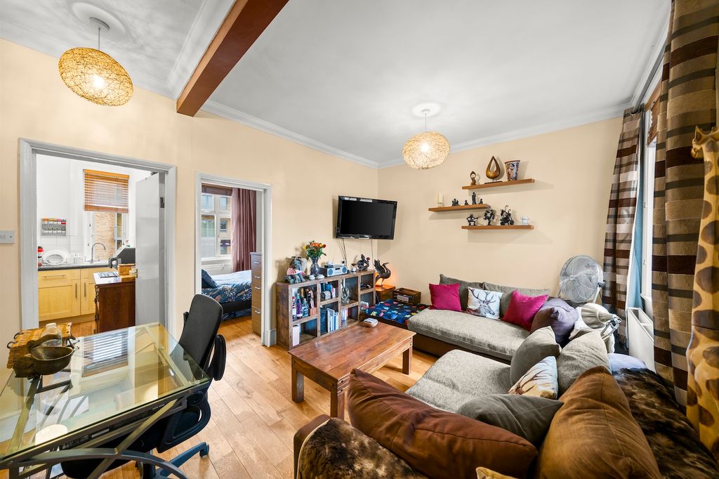 Property photo 2 of 12