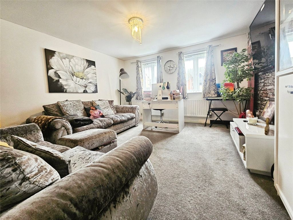 Property photo 2 of 13 Picture No. 09