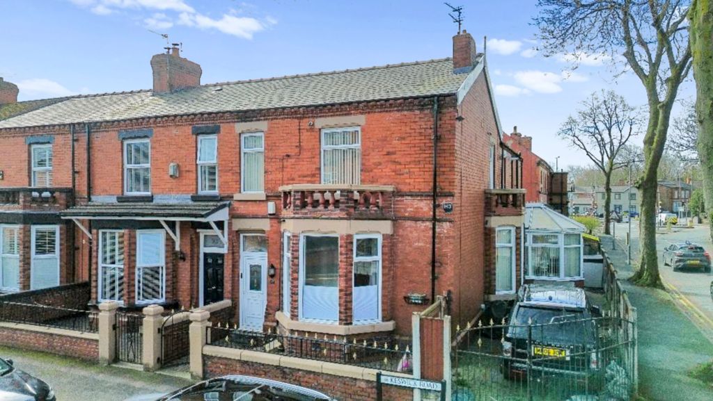 Property photo 1 of 43