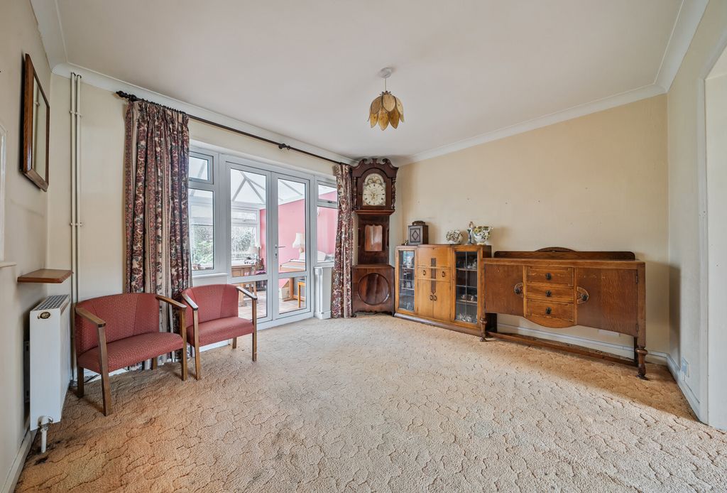 Property photo 2 of 16 1395959-2-69612E5...