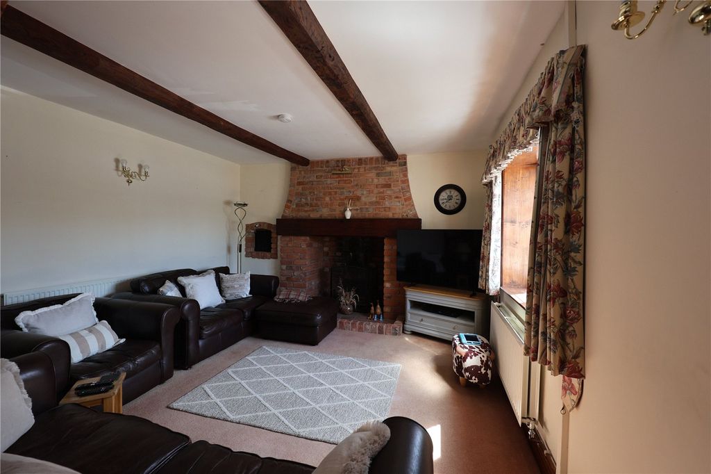 Property photo 2 of 22 Picture No. 01