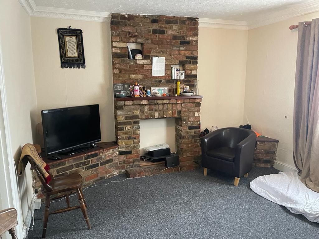 Property photo 3 of 20