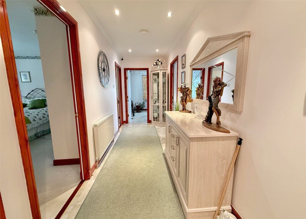 Property photo 2 of 16 Picture No. 06