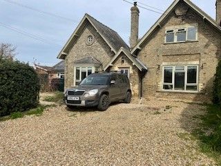 Property photo 1 of 11