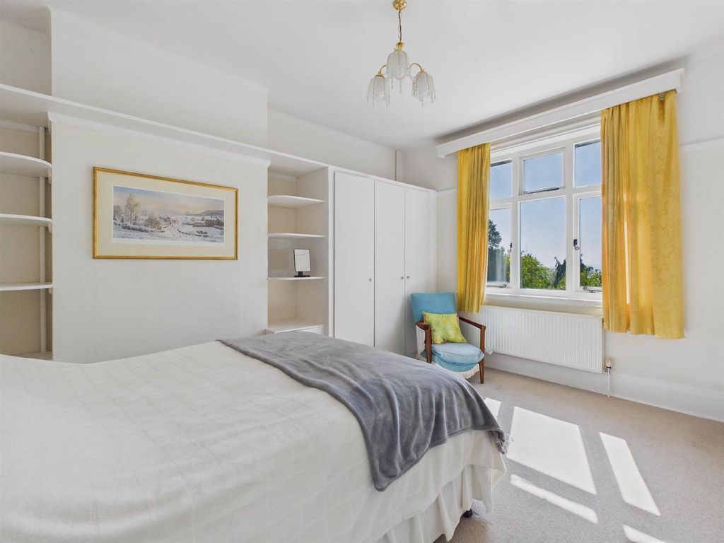 Additional image 11 of 8 bed detached house for salePeachfield Road, Malvern WR14