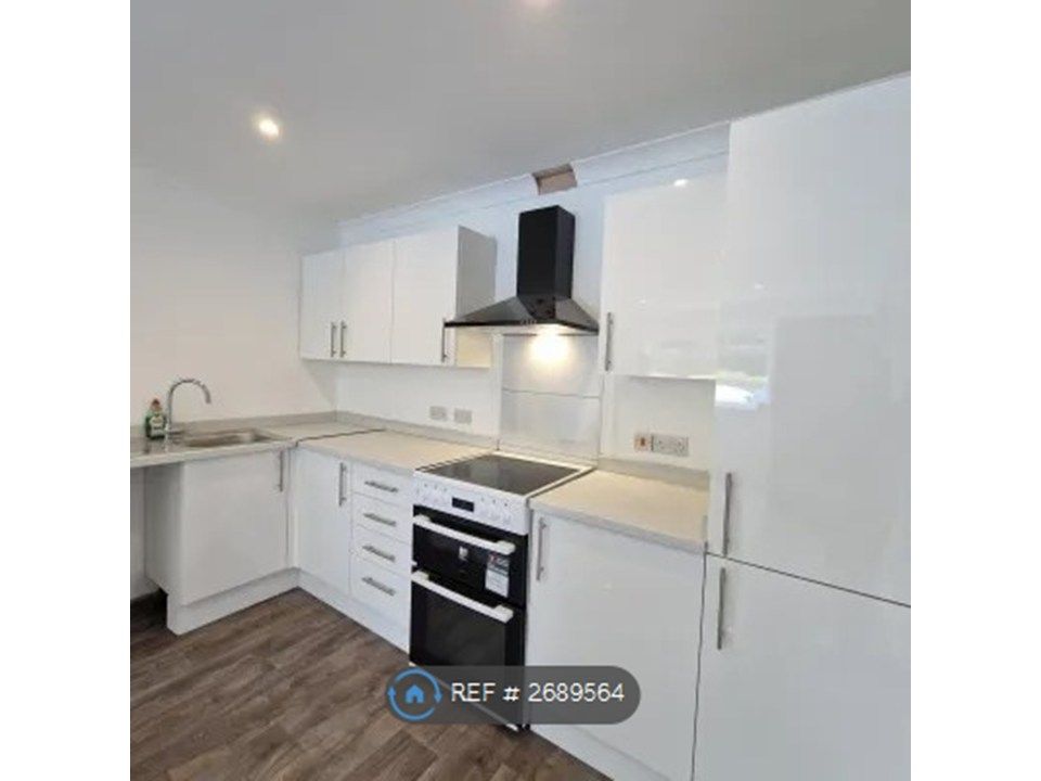 Property photo 1 of 5 Kitchen Area