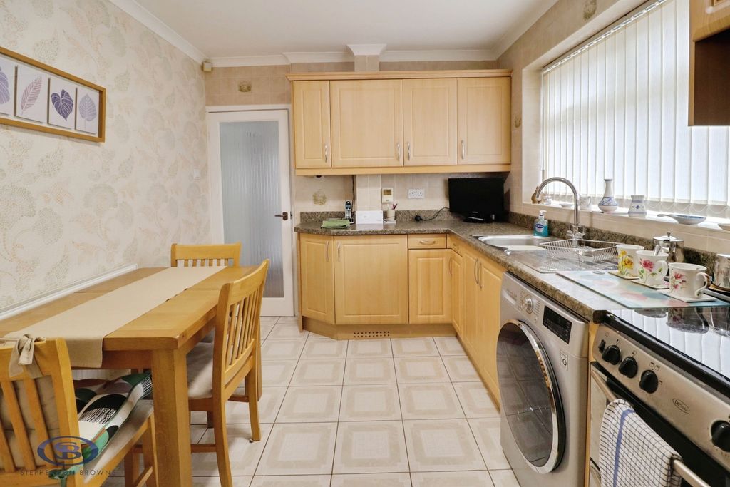 Property photo 2 of 22 Pbox-Img.Jpg