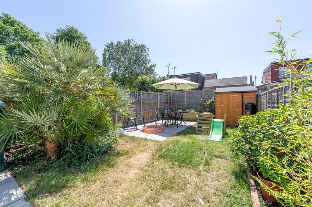 Property photo 2 of 12 Picture No. 26