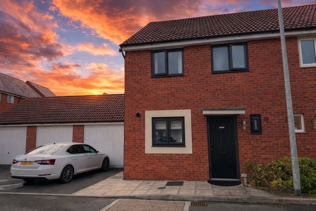 Property photo 1 of 15