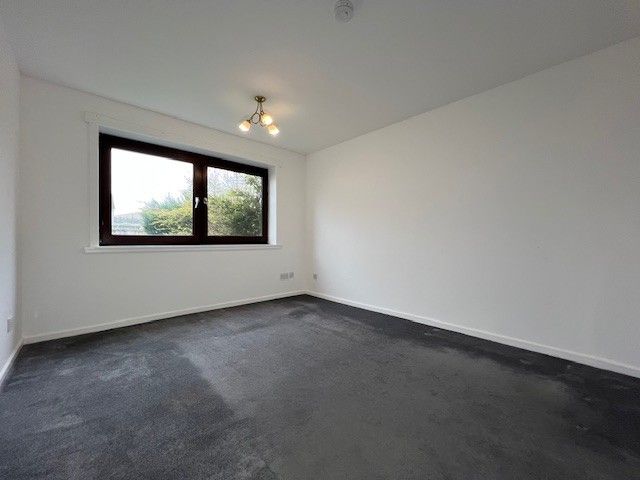 Property photo 2 of 11 Photo 2