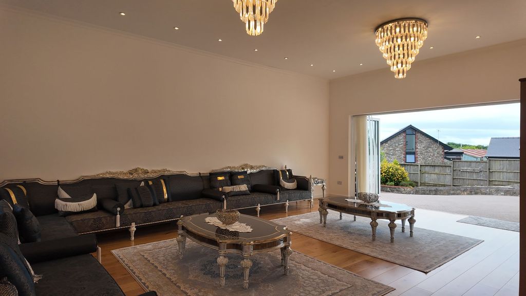 Additional image 9 of 6 bed detached house for saleChurch Road, Old St. Mellons CF3