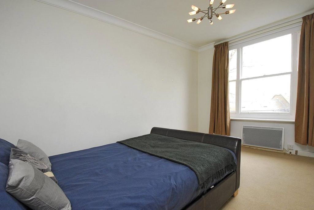 Property photo 3 of 7