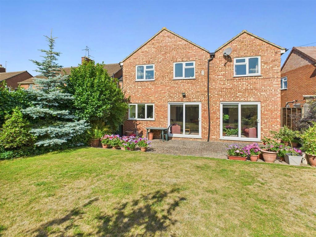 Property photo 1 of 22