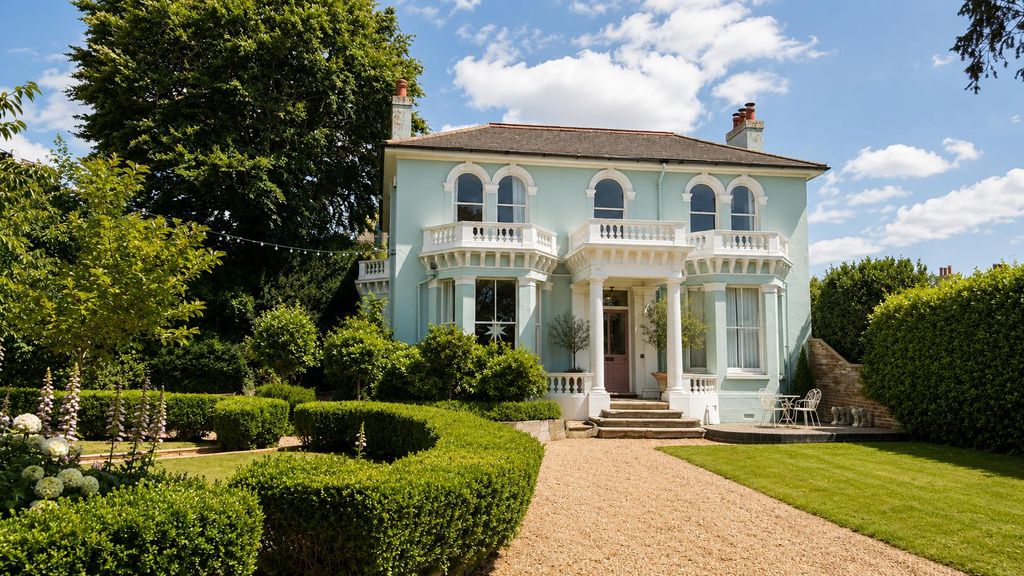 5 bed detached house for saleElphinstone Road, Hastings TN34