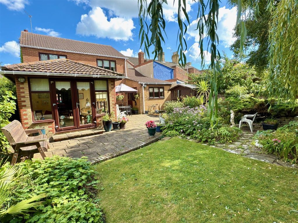 Property photo 2 of 28 Patio.Jpg