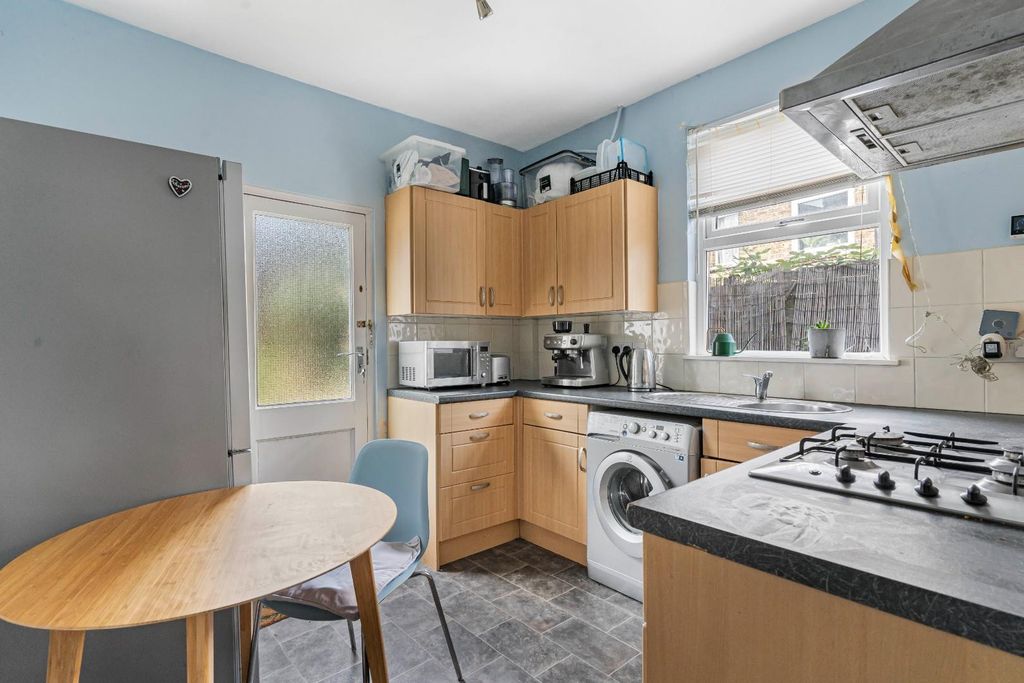 Property photo 2 of 17 9_60416.Jpg