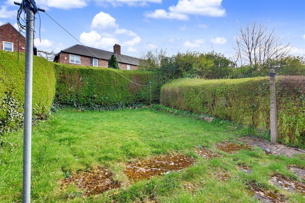 Additional image 4 of 3 bed terraced house for saleLinby Close, Nottingham NG5