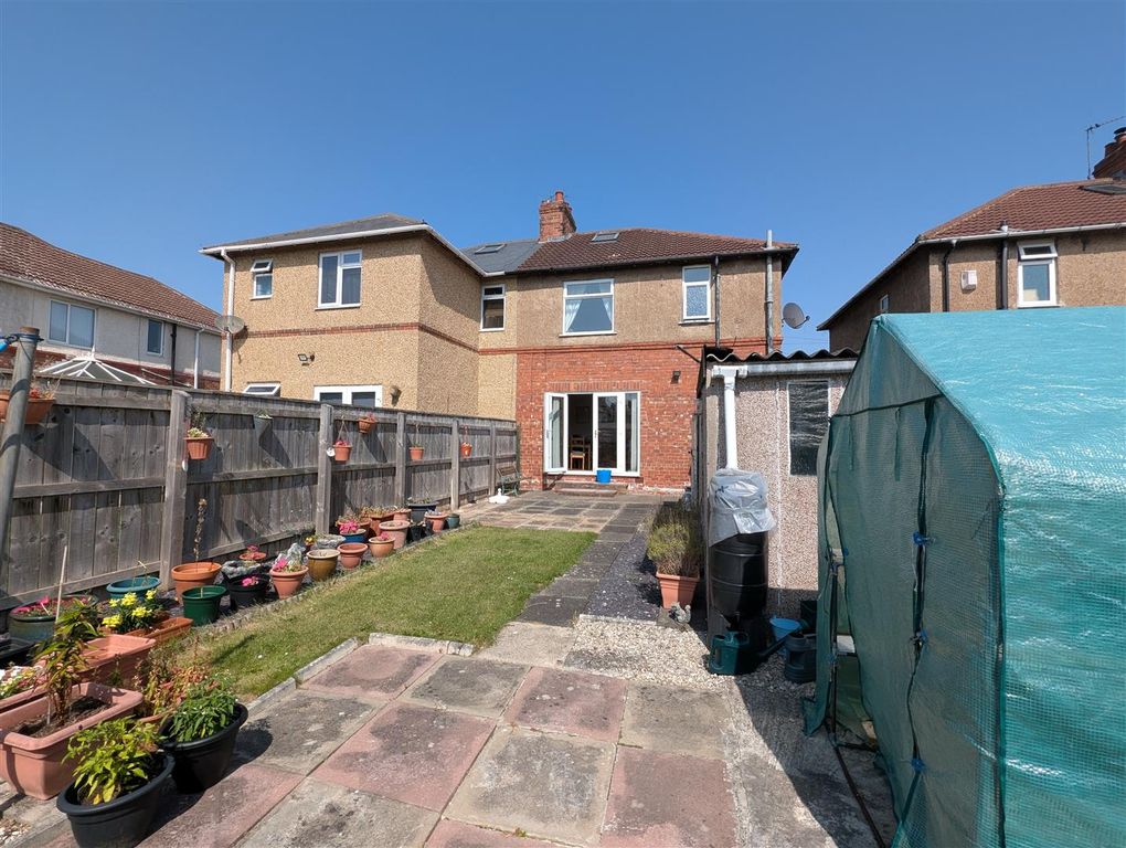 Property photo 2 of 13 Externally