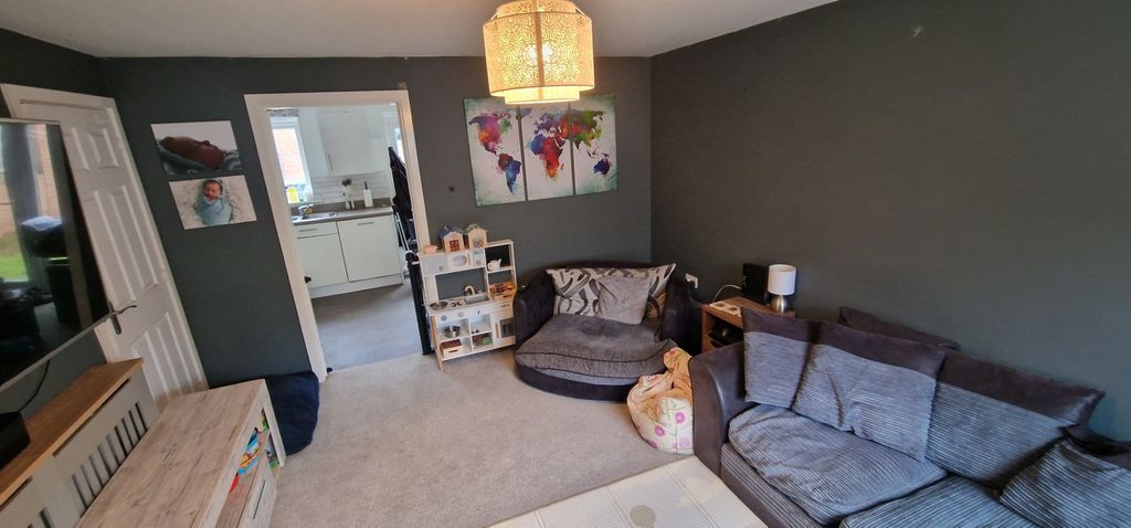 Property photo 3 of 16