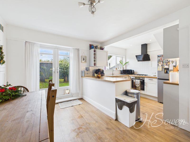 Property photo 2 of 13 Photo 9