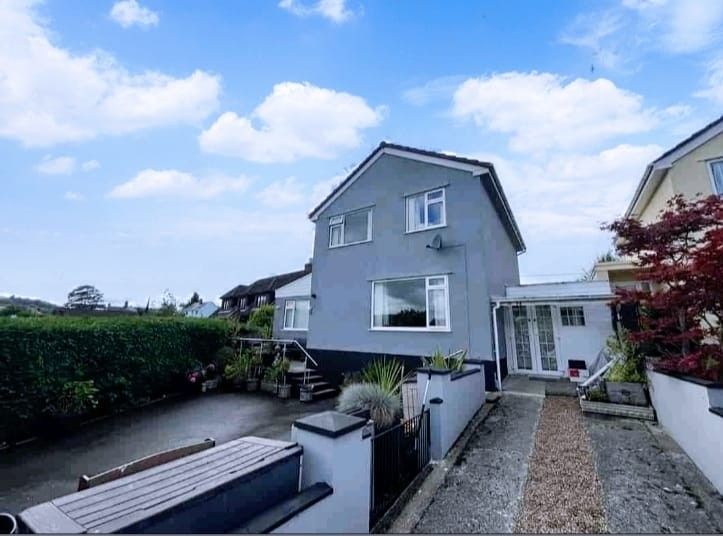 Property photo 1 of 31