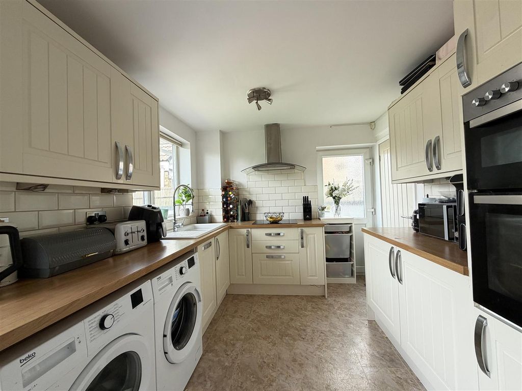 Property photo 3 of 11 Img_3097.Jpeg