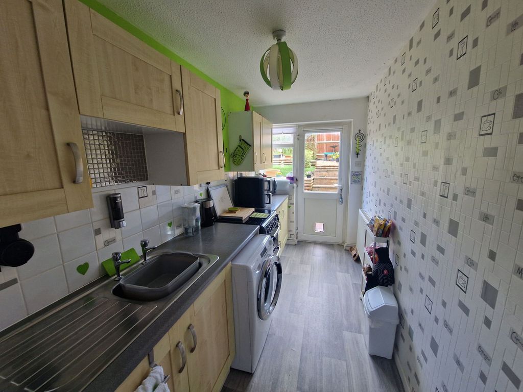 Property photo 3 of 8
