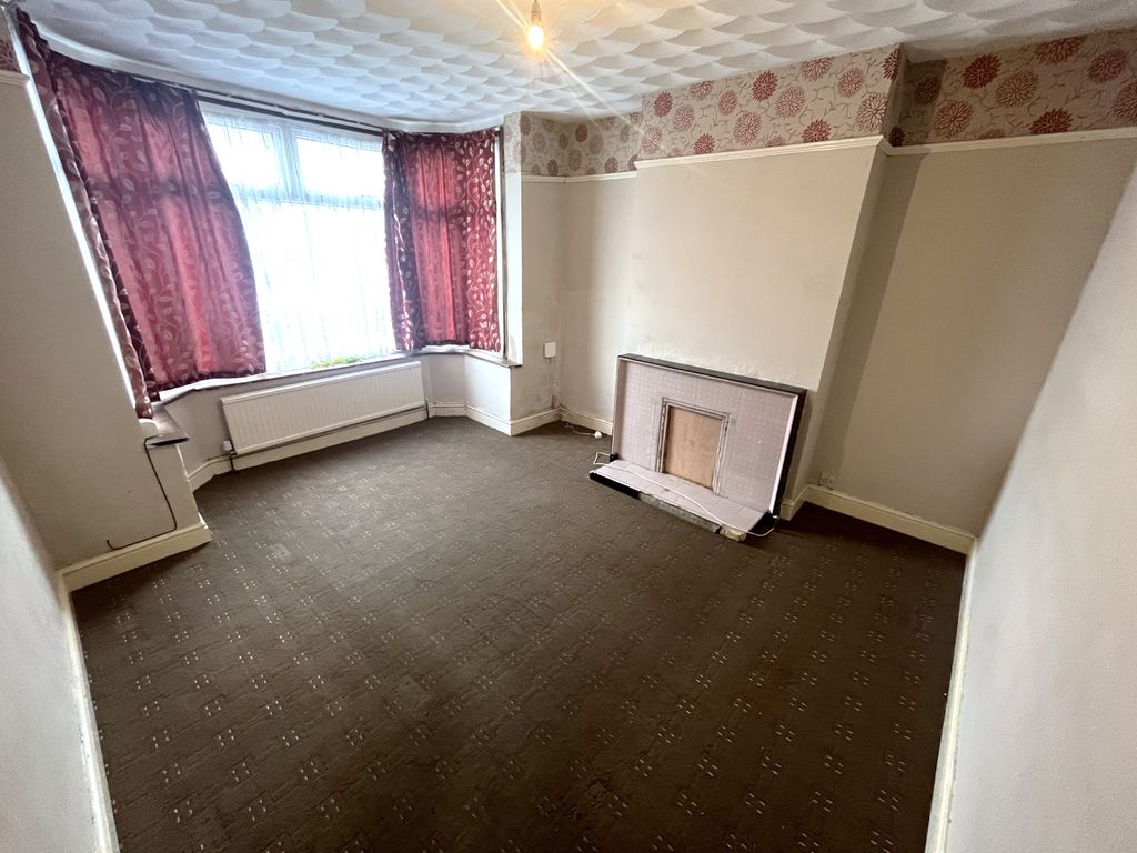 Property photo 3 of 9