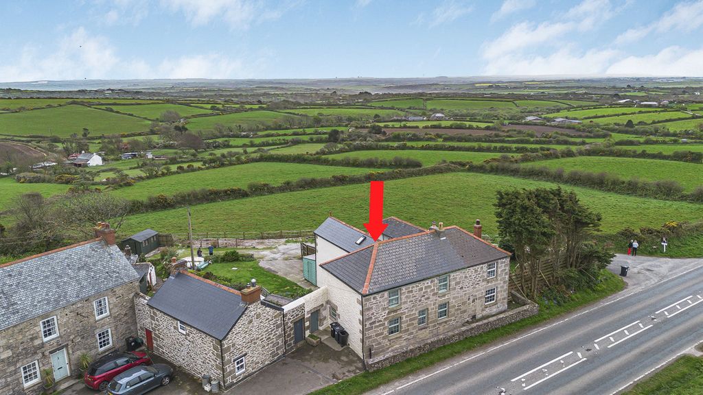 Property photo 1 of 32