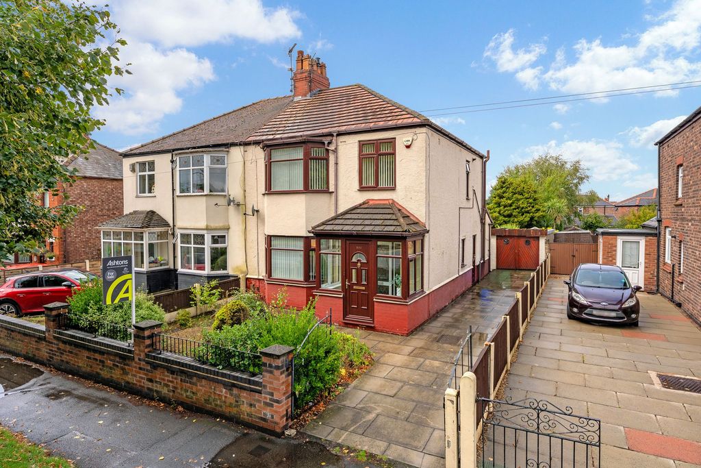 Property photo 1 of 33