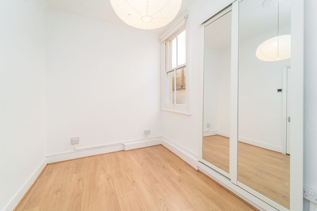 Property photo 3 of 8 Ndb08666-Edit