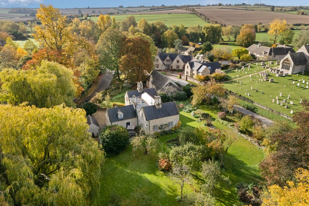 Property photo 1 of 26