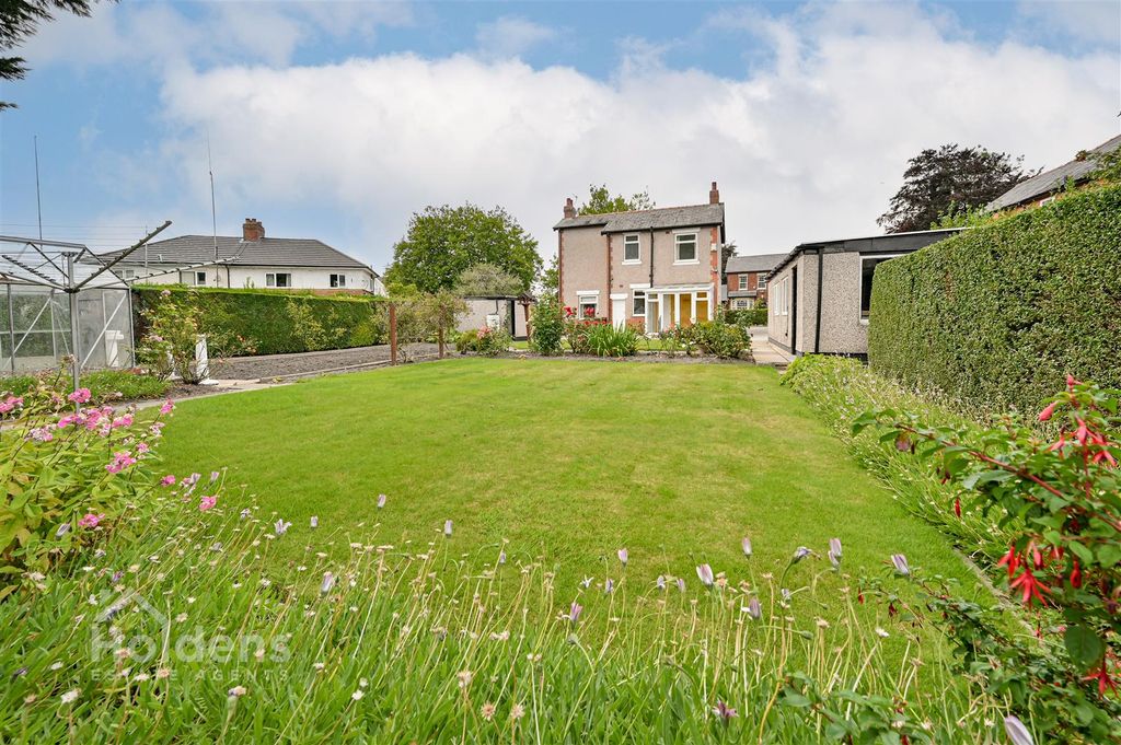 Property photo 2 of 30 Dsc_7116-Edit.Jpg