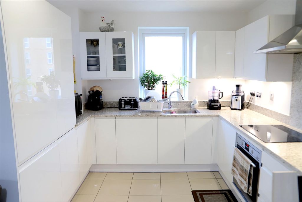 Property photo 2 of 8 Img_9542.Jpg