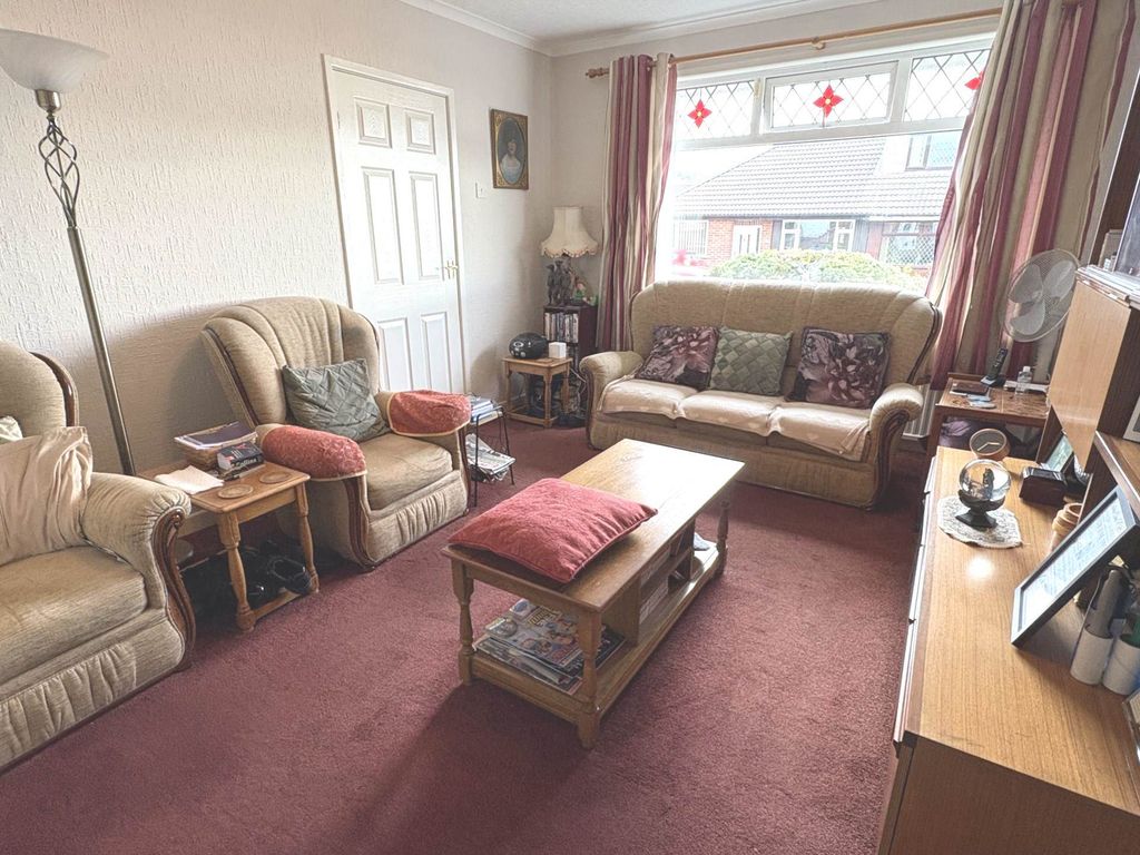 Property photo 3 of 14