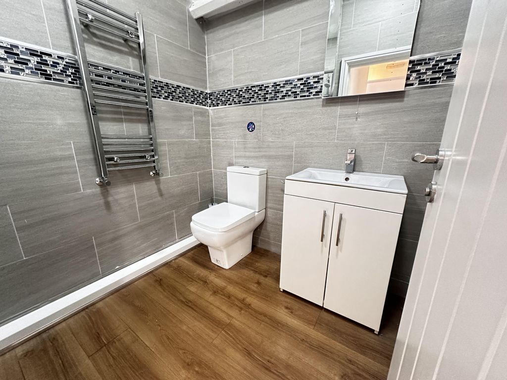Property photo 3 of 10 Unnamed (1)