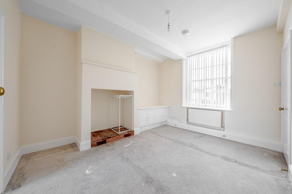 Property photo 3 of 14 Dsc09174-Hdr.Jpg