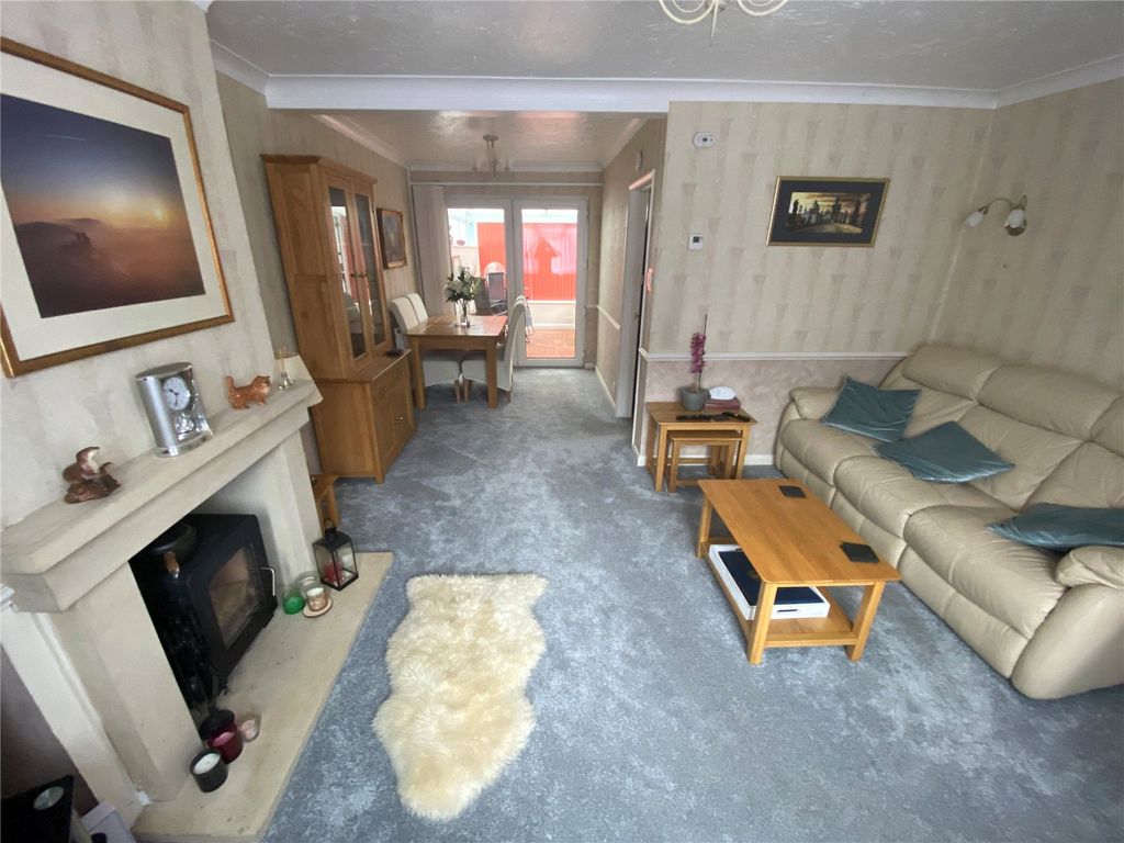 Property photo 2 of 38 Picture No. 37