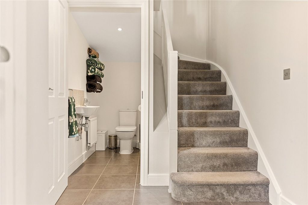 Additional image 6 of 3 bed detached house for saleBellflower Close, Lyde Green, Bristol, Gloucestershire BS16