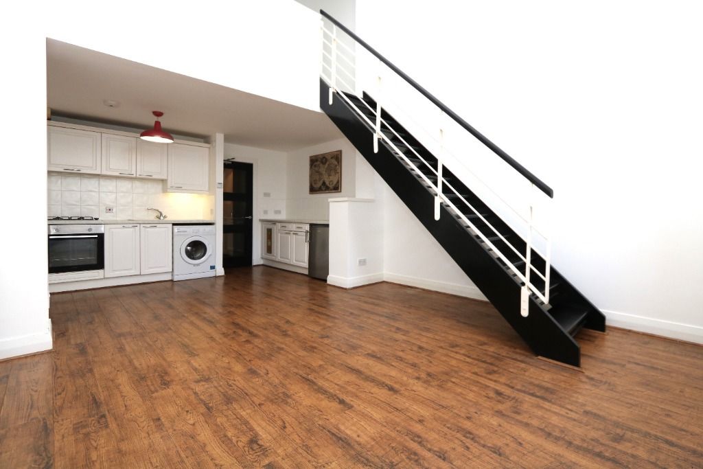 Property photo 2 of 12 1_16971177383092.Jpg