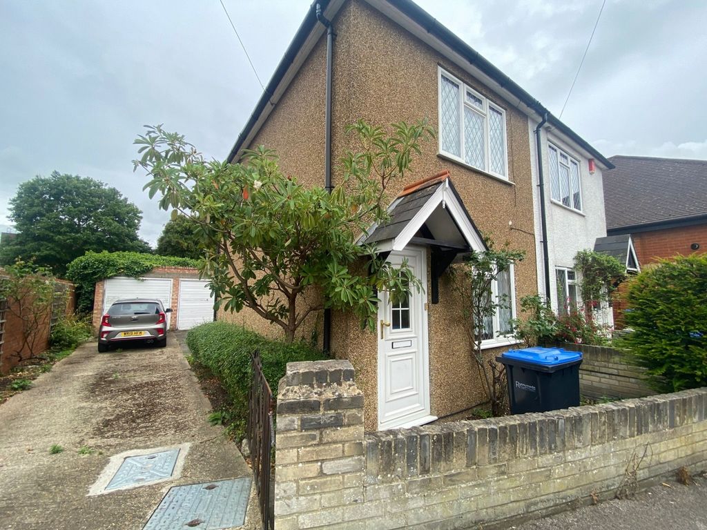 Property photo 1 of 12 Outside