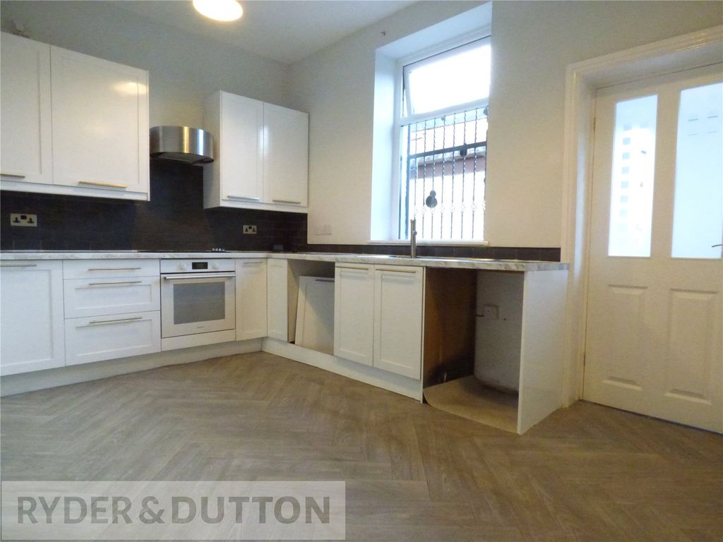 Property photo 3 of 19 Kitchen Diner