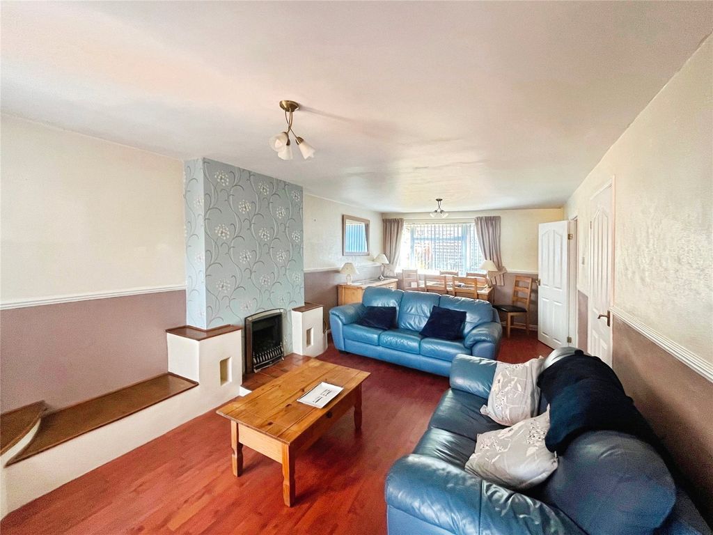 Property photo 2 of 18 Picture No. 02