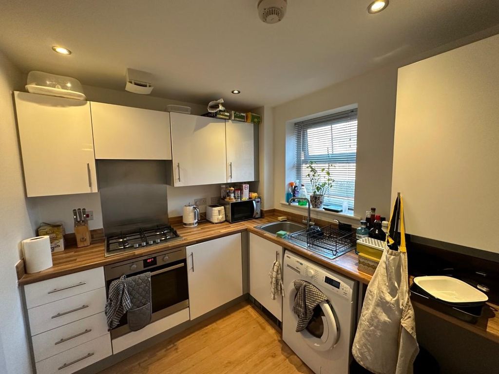 Property photo 2 of 8 Thumbnail_Img_0894.Jpg