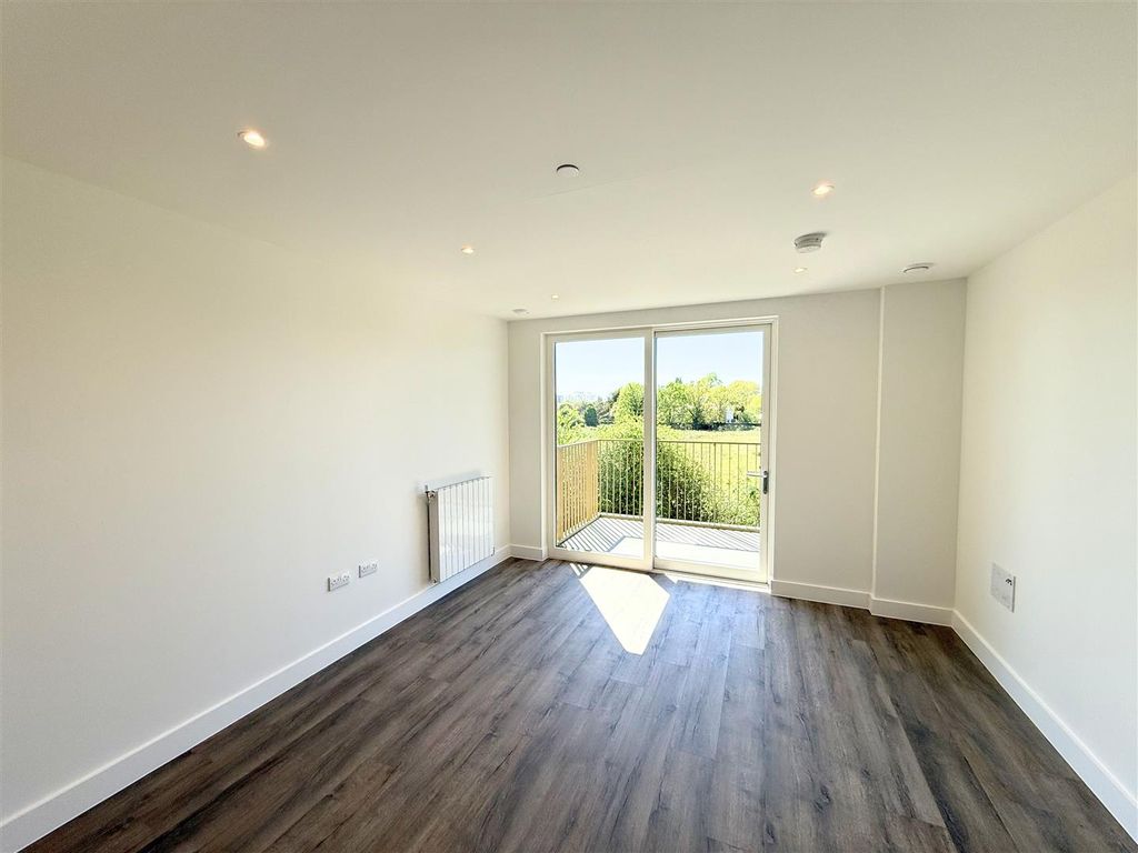 Property photo 2 of 9 2.Png