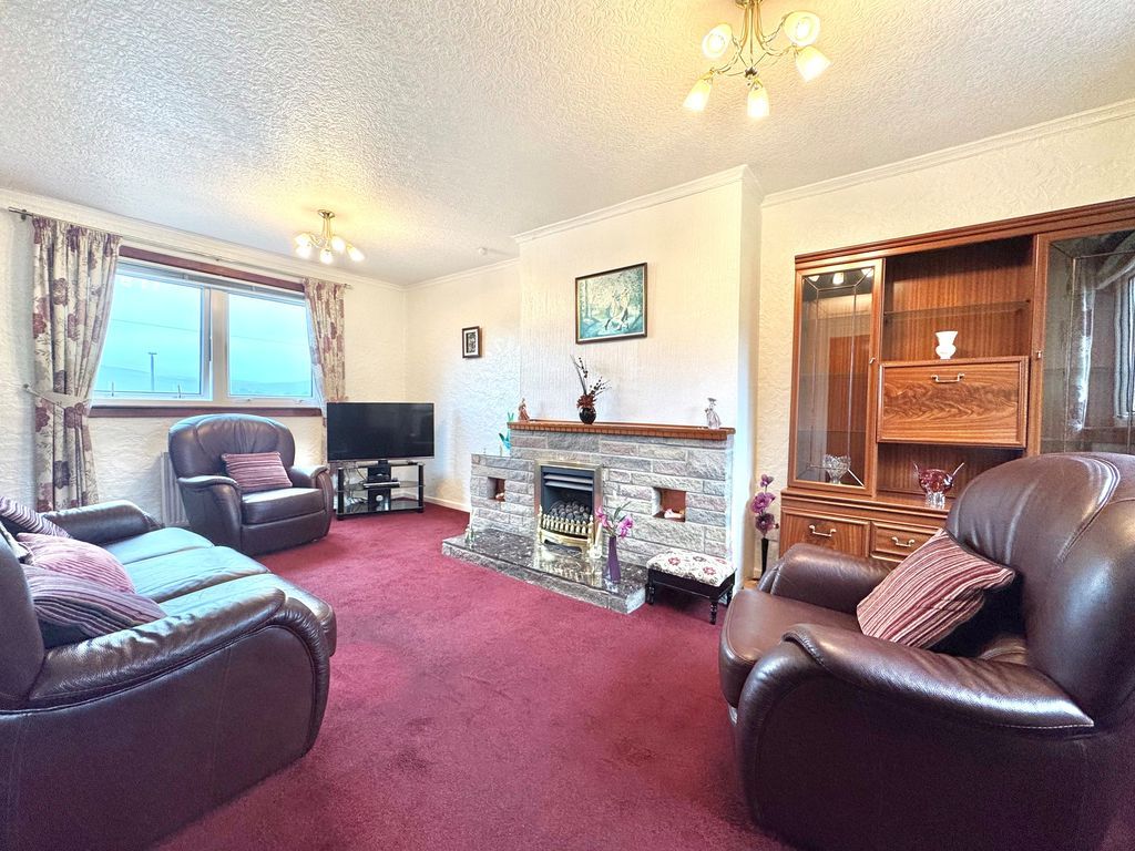 Property photo 2 of 17 Photo 10